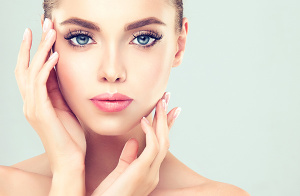 Wellness und Beauty Schweizer Pflegeprodukte für Frauen Gesichtspflege Schweizer Produkte Swiss Made